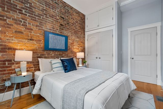 9 Everett Ave 1, Boston, MA 02125