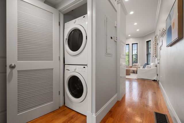 9 Everett Ave 1, Boston, MA 02125