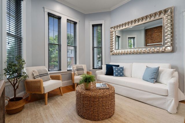 9 Everett Ave 1, Boston, MA 02125