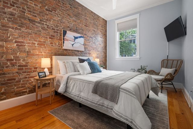 9 Everett Ave 1, Boston, MA 02125
