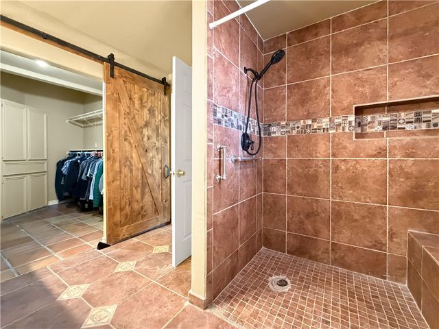 4214 Valley Cir, Corpus Christi, TX 78413