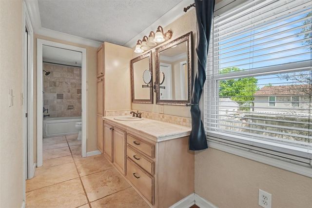 1310 COUNTRY ELM COURT, Lutz, FL 33549