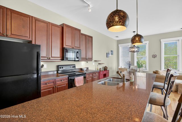 709 N 4th Street Ste 302, Wilmington, NC 28401