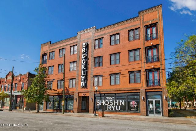 709 N 4th Street Ste 302, Wilmington, NC 28401