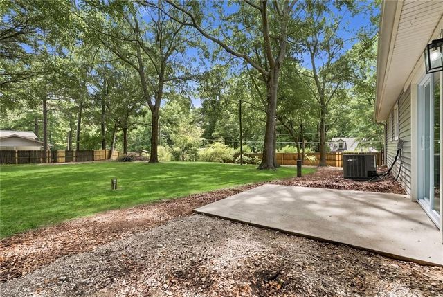 2540 Silver King Drive, Grayson, GA 30017