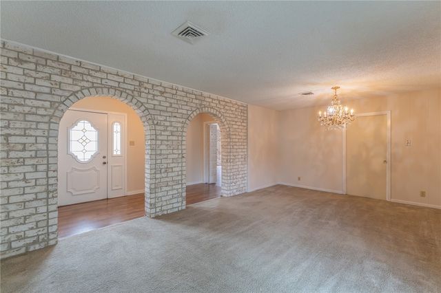 109 Granby Pl, Portland, TX 78374