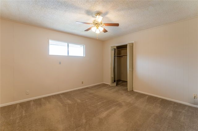 109 Granby Pl, Portland, TX 78374