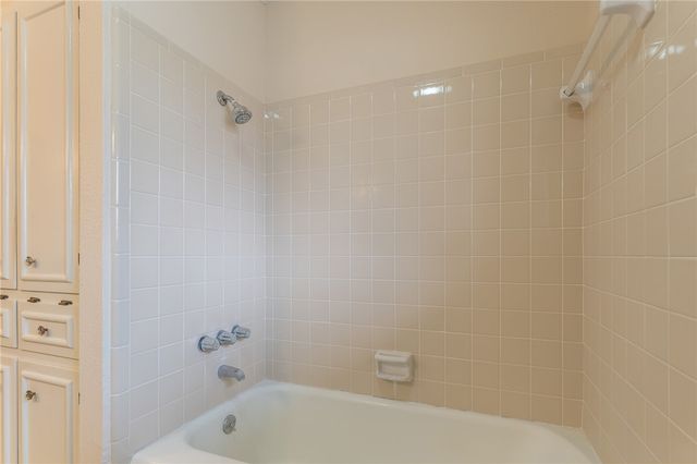 109 Granby Pl, Portland, TX 78374