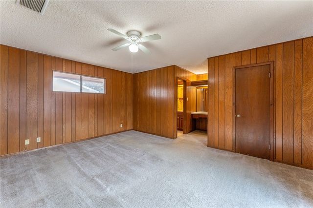 109 Granby Pl, Portland, TX 78374