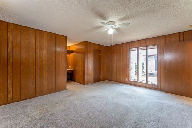 109 Granby Pl, Portland, TX 78374