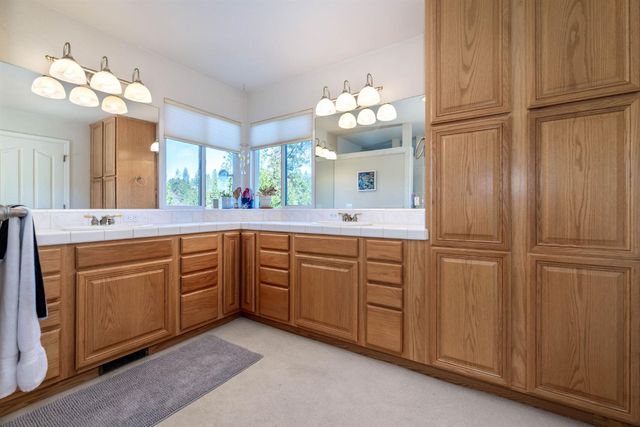 17415 Aileen Way, Grass Valley, CA 95949