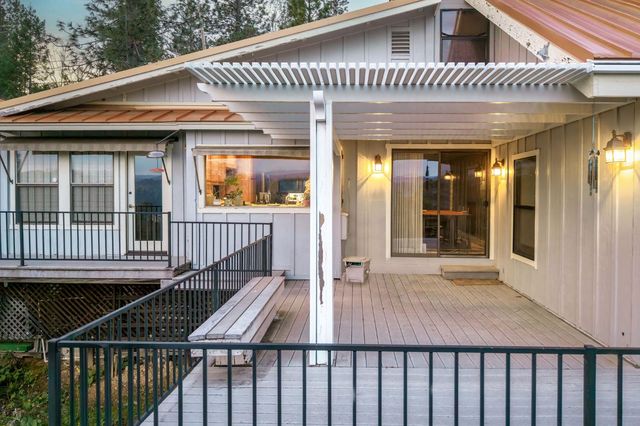 17415 Aileen Way, Grass Valley, CA 95949