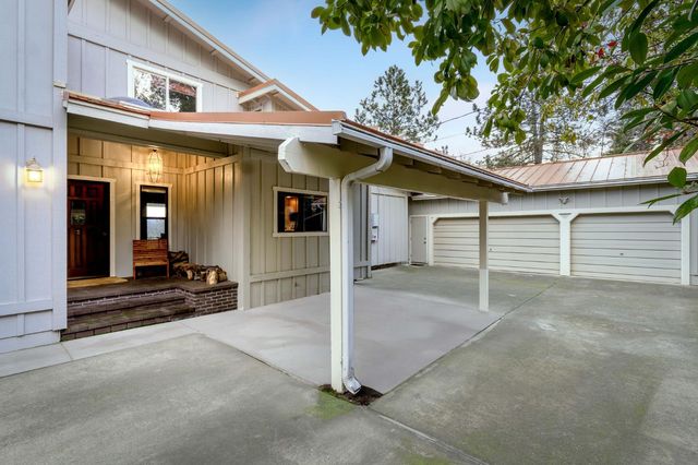 17415 Aileen Way, Grass Valley, CA 95949