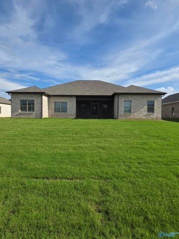 22635 Donahue Drive, Athens, AL 35613