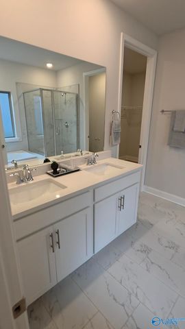 22635 Donahue Drive, Athens, AL 35613