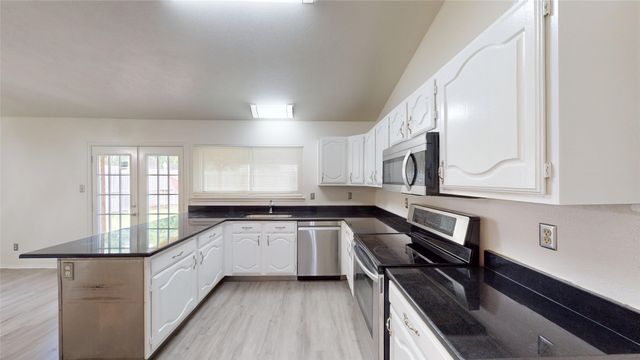 500 Rosewood Lane, Forney, TX 75126