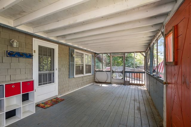7 Victoria Ave, Rutland, MA 01543