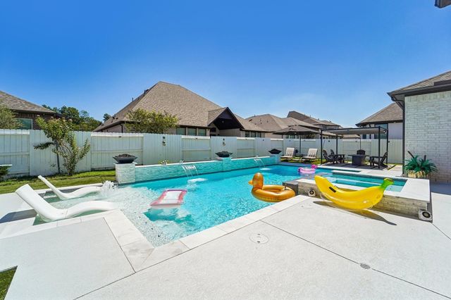 4830 Parkgate Avenue, Fulshear, TX 77441