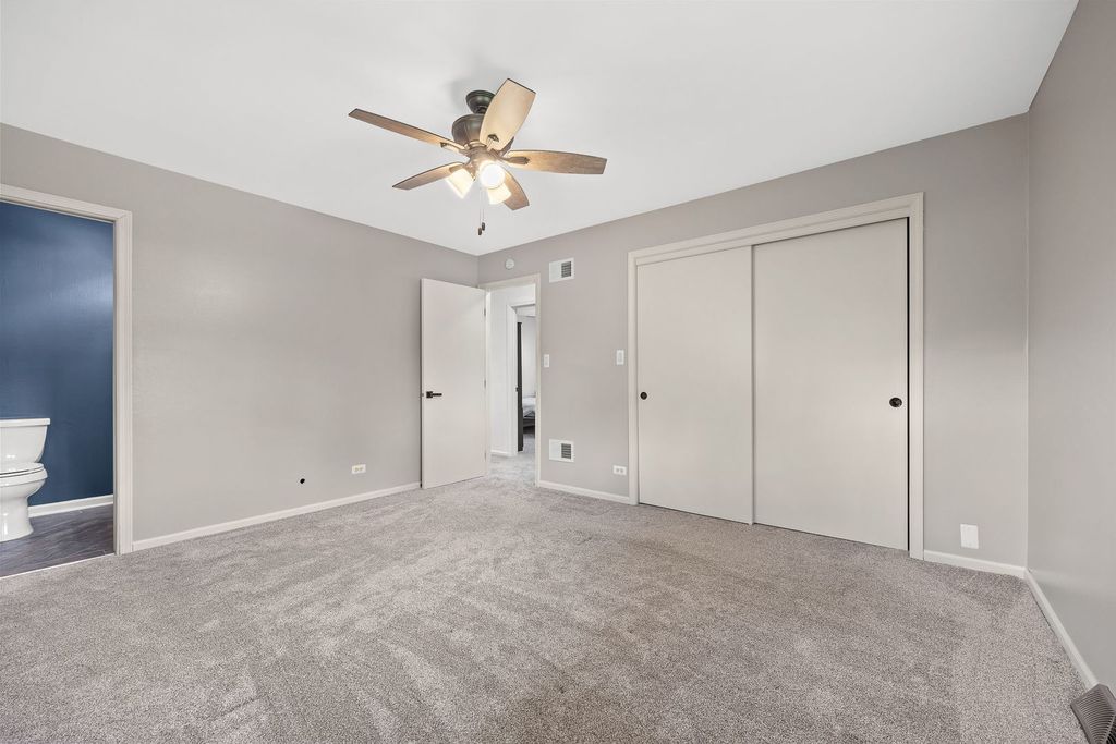 Image 27 of property listing at 11420 194th Street, Mokena, IL 60448