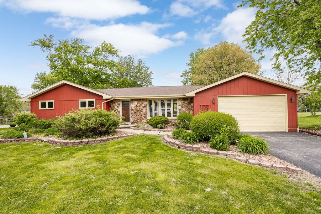 Image 9 of property listing at 11420 194th Street, Mokena, IL 60448