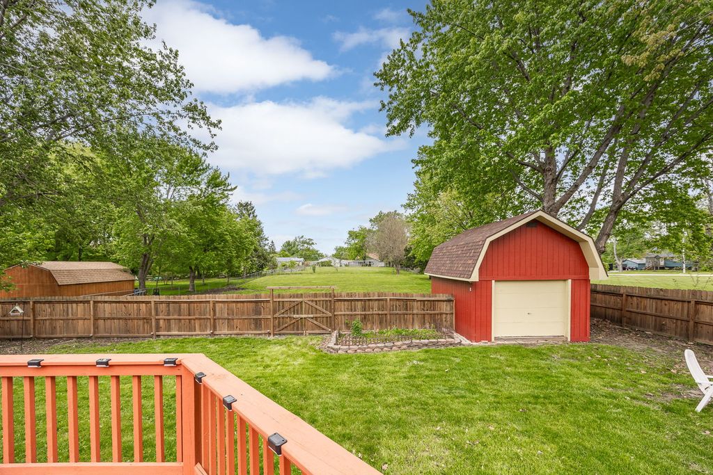 Image 10 of property listing at 11420 194th Street, Mokena, IL 60448