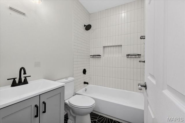 2837 Grand Avenue, Granite City, IL 62040