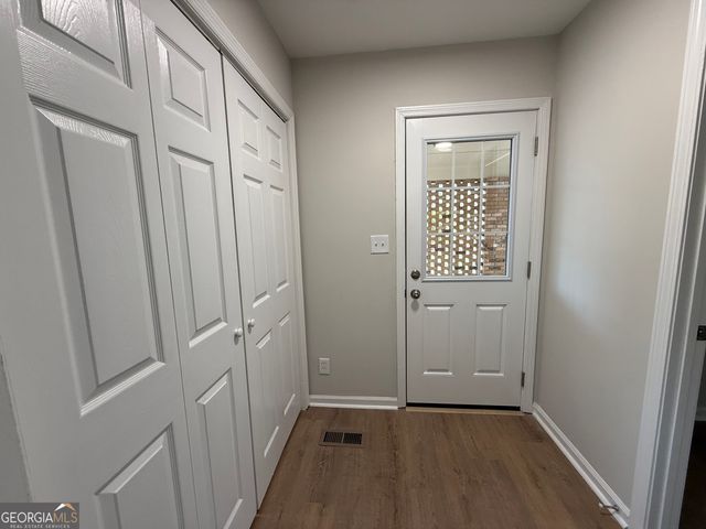 402 Ginger Circle, Lagrange, GA 30240