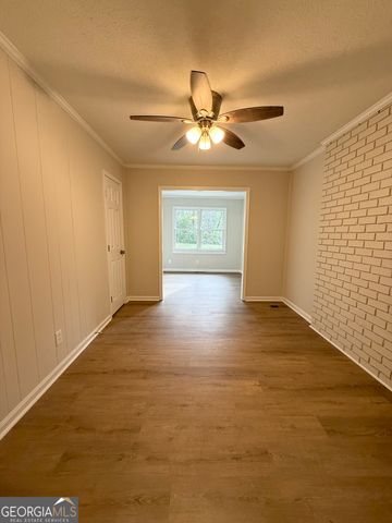 402 Ginger Circle, Lagrange, GA 30240