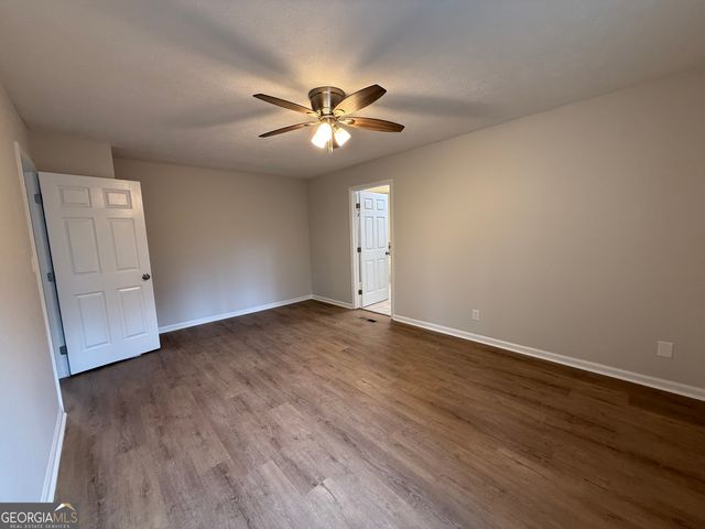 402 Ginger Circle, Lagrange, GA 30240