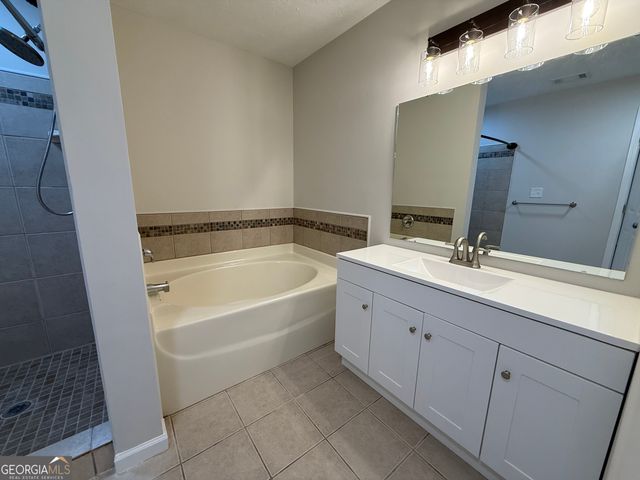 402 Ginger Circle, Lagrange, GA 30240