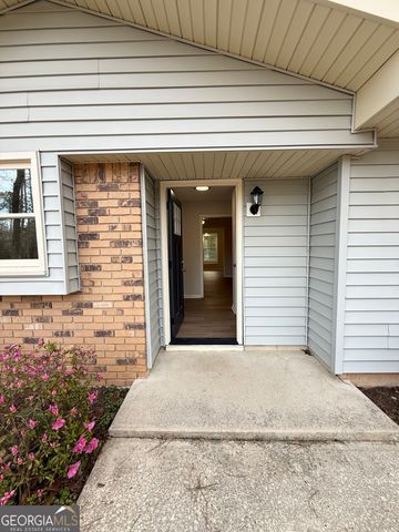 402 Ginger Circle, Lagrange, GA 30240