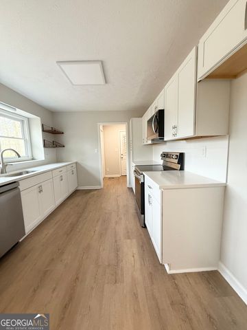 402 Ginger Circle, Lagrange, GA 30240