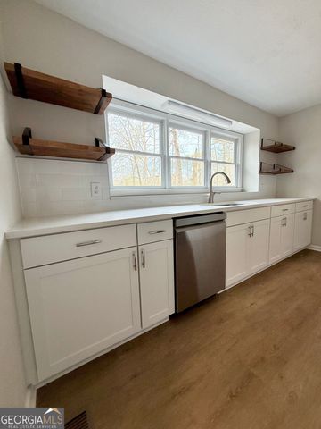 402 Ginger Circle, Lagrange, GA 30240