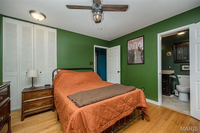 28 James Court, Ballwin, MO 63021