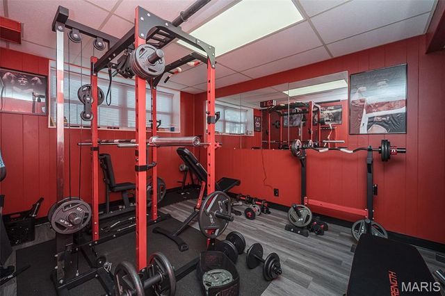 28 James Court, Ballwin, MO 63021