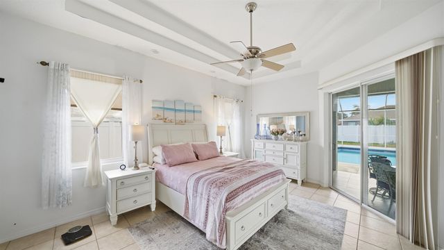 22 Flanders Ln, Palm Coast, FL 32137