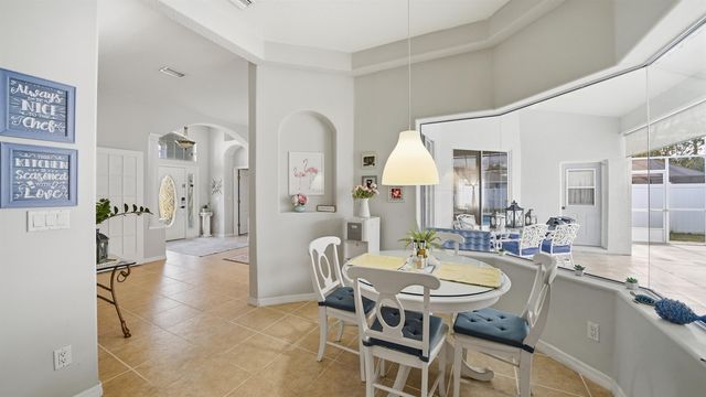 22 Flanders Ln, Palm Coast, FL 32137