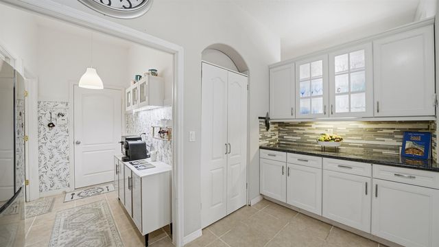 22 Flanders Ln, Palm Coast, FL 32137