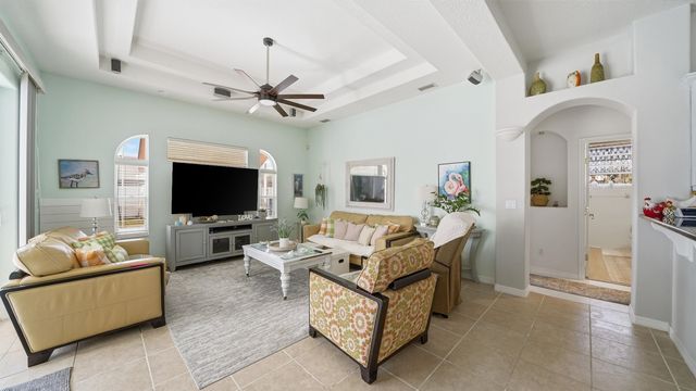 22 Flanders Ln, Palm Coast, FL 32137