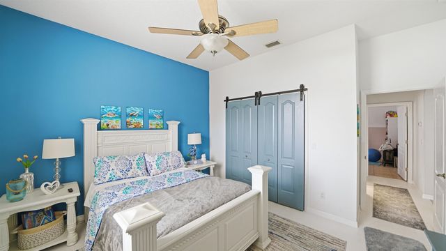 22 Flanders Ln, Palm Coast, FL 32137