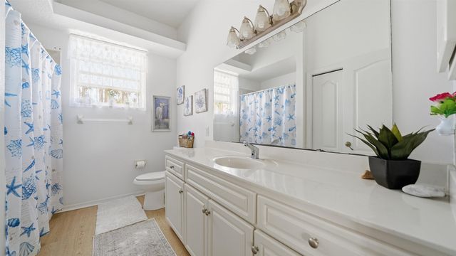 22 Flanders Ln, Palm Coast, FL 32137