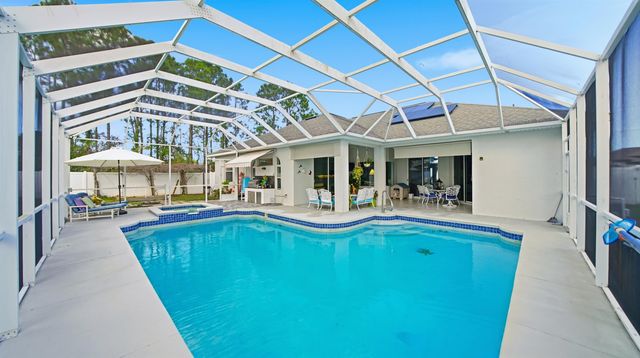 22 Flanders Ln, Palm Coast, FL 32137