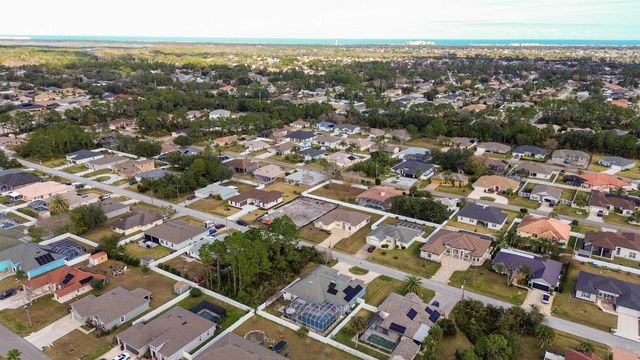 22 Flanders Ln, Palm Coast, FL 32137