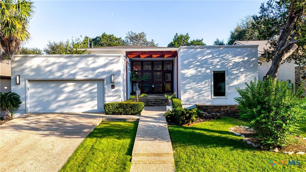 33 Laurel Trail, New Braunfels, TX 78130