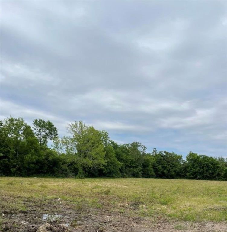 2504 Massey Tompkins Road, Baytown, TX 77521