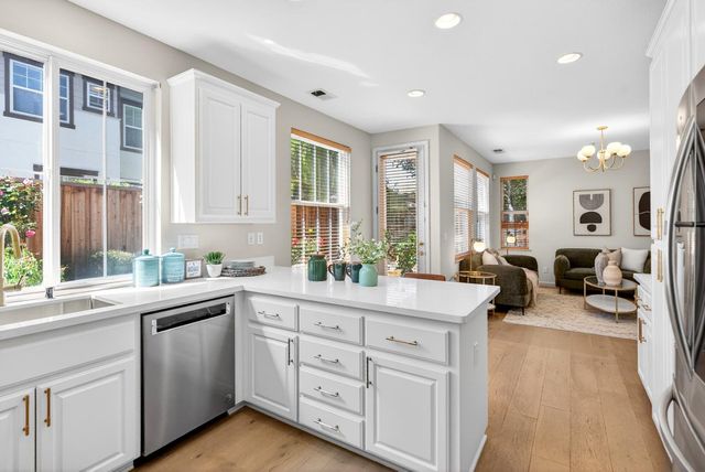 225 W Ferndale Avenue, Sunnyvale, CA 94085