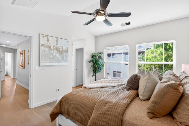 225 W Ferndale Avenue, Sunnyvale, CA 94085