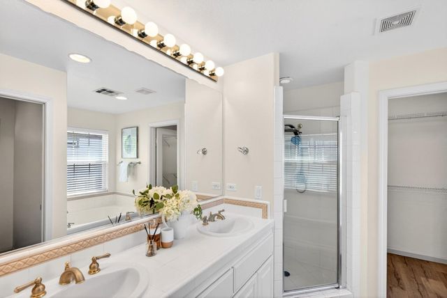 225 W Ferndale Avenue, Sunnyvale, CA 94085