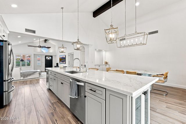 4921 E LE MARCHE Avenue, Scottsdale, AZ 85254