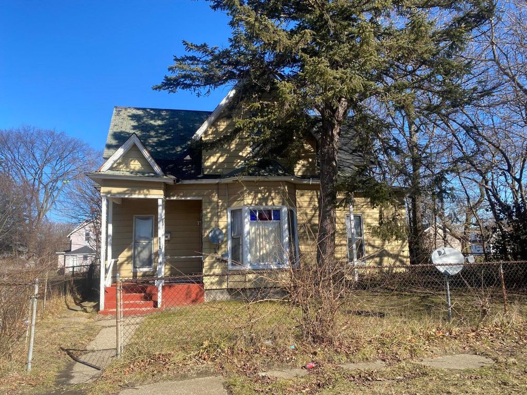 309 High Street, Benton Harbor City, MI 49022